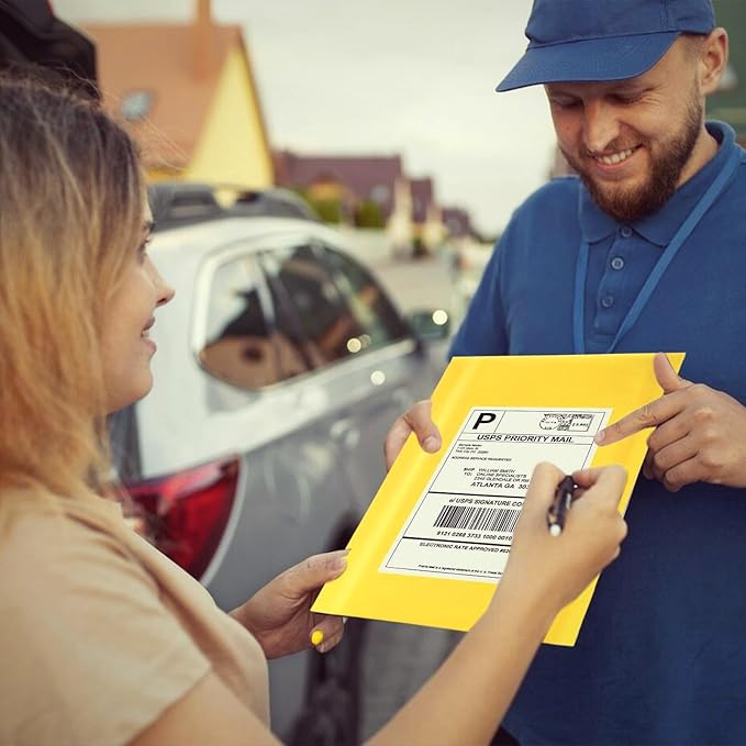 Kraft Bubble Mailers 8.5×12' Inch 50 Pack Yellow shipping envelopes Self-Seal Padded Mailing Envelopes for Jewelry Makeup Supplies and Small Business Packaging